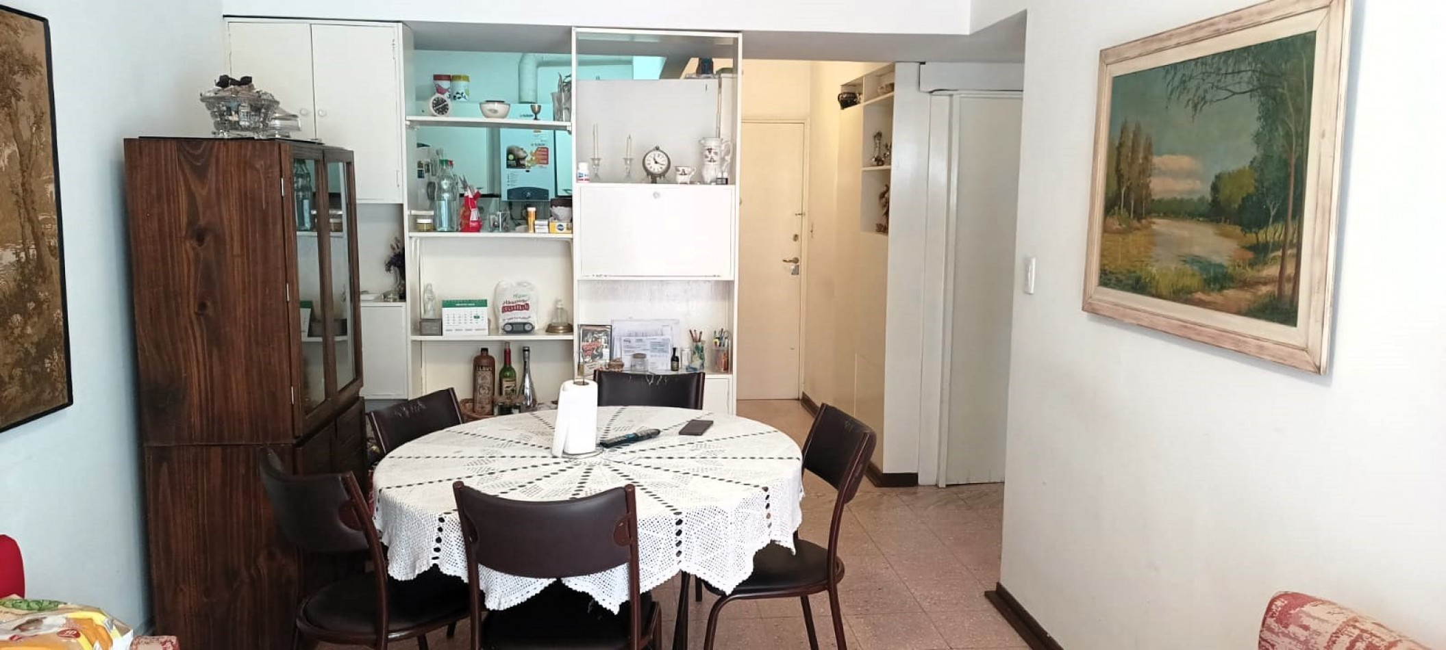 Depto 2 ambientes +  escritorio, con opcion a cocheera a una cuadra !!!