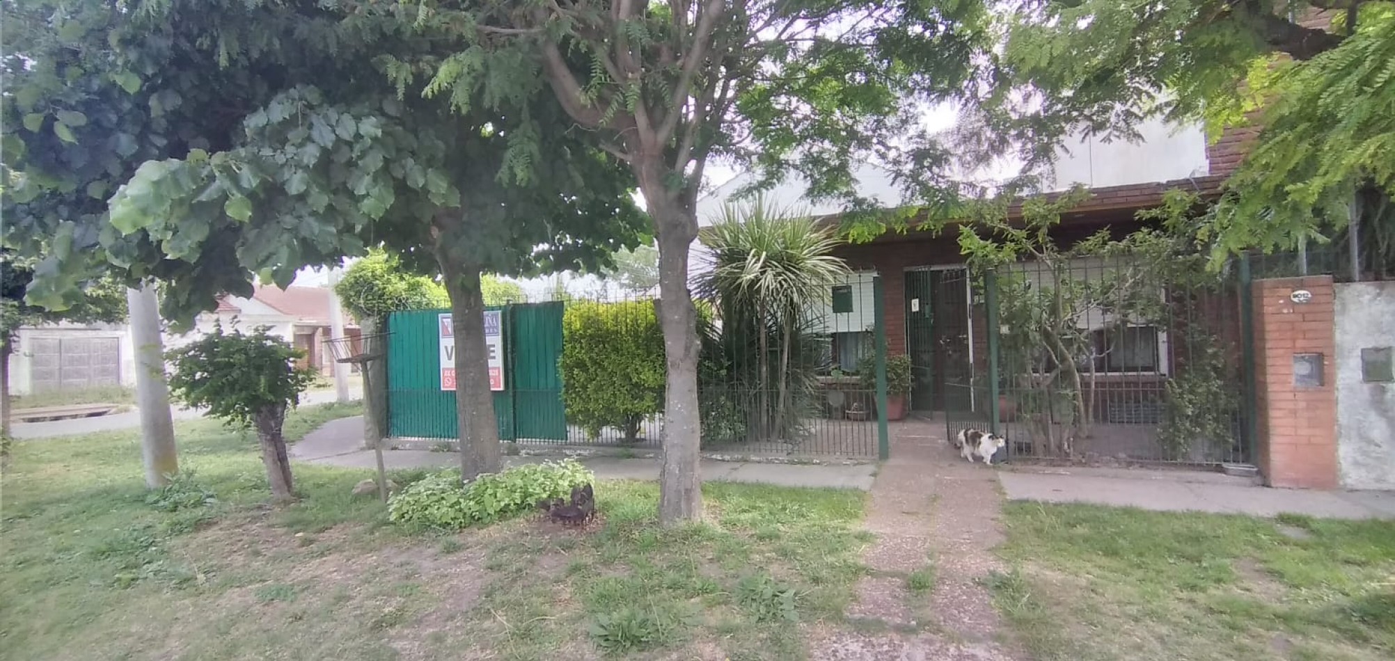 CASA 3 AMB.EN ESQUINA.GGE.JARDIN.BOSQUE ALEGRE.
