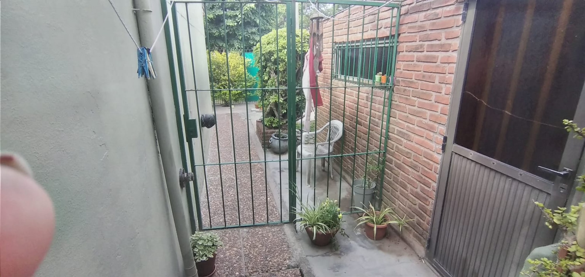 CASA 3 AMB.EN ESQUINA.GGE.JARDIN.BOSQUE ALEGRE.