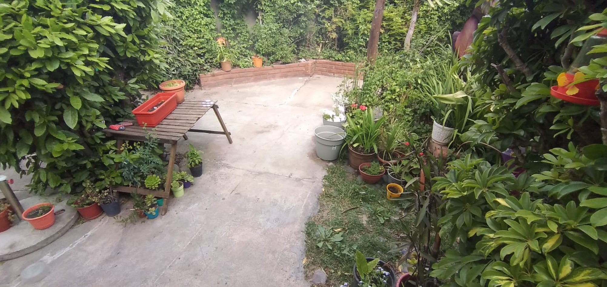 CASA 3 AMB.EN ESQUINA.GGE.JARDIN.BOSQUE ALEGRE.