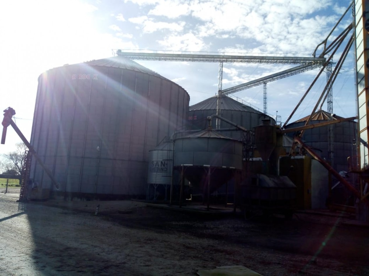 PLANTA DE SILOS SOBRE 3 HAS.