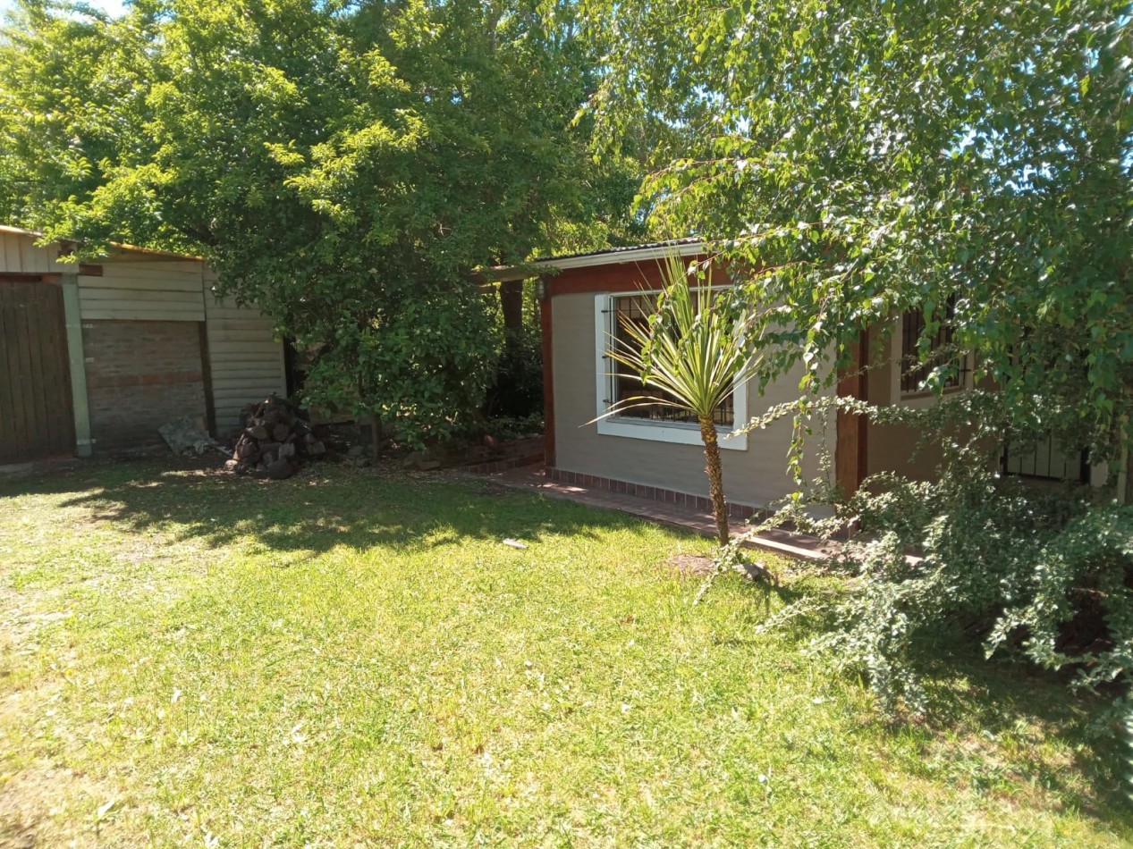 CASA 3 AMB.CON GALPON.LOS ACANTILADOS.