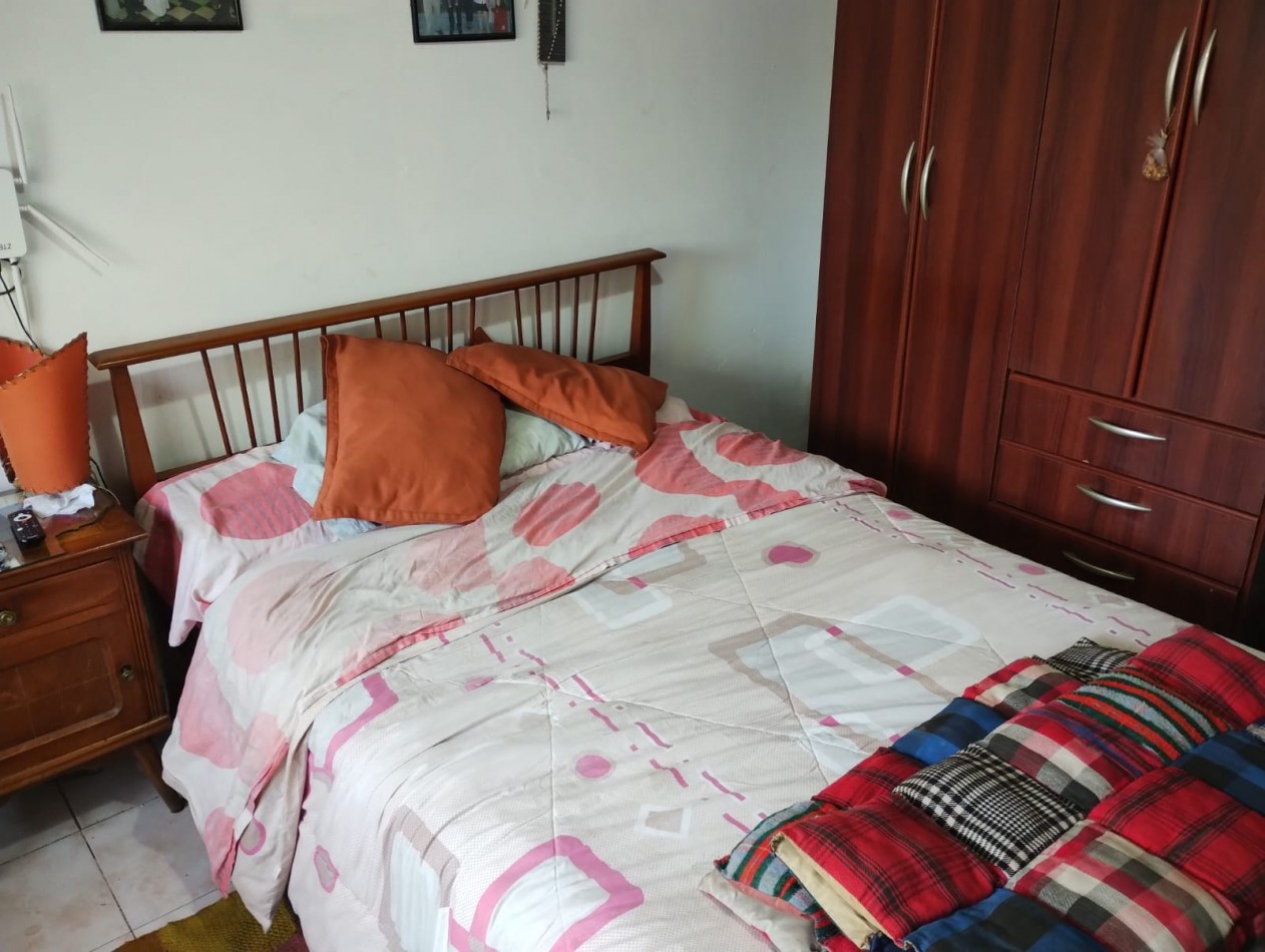 CHALET 3 AMB.MAS DEPTO.GARAGE.PARQUE. TOMA PH. 