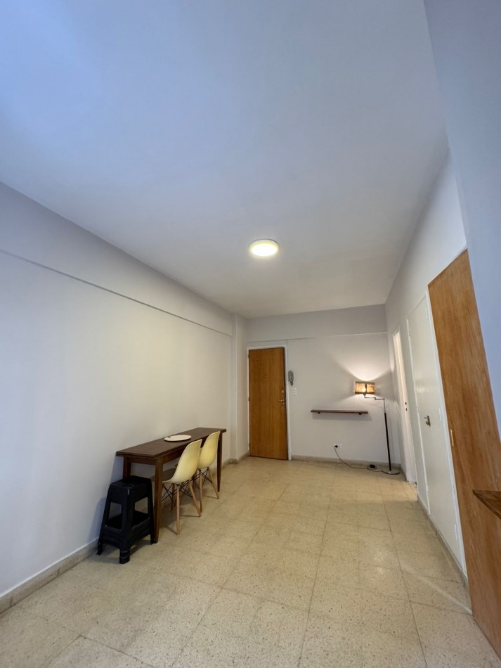 MONOAMBIENTE EXTERNO, PROXIMO AL MAR.