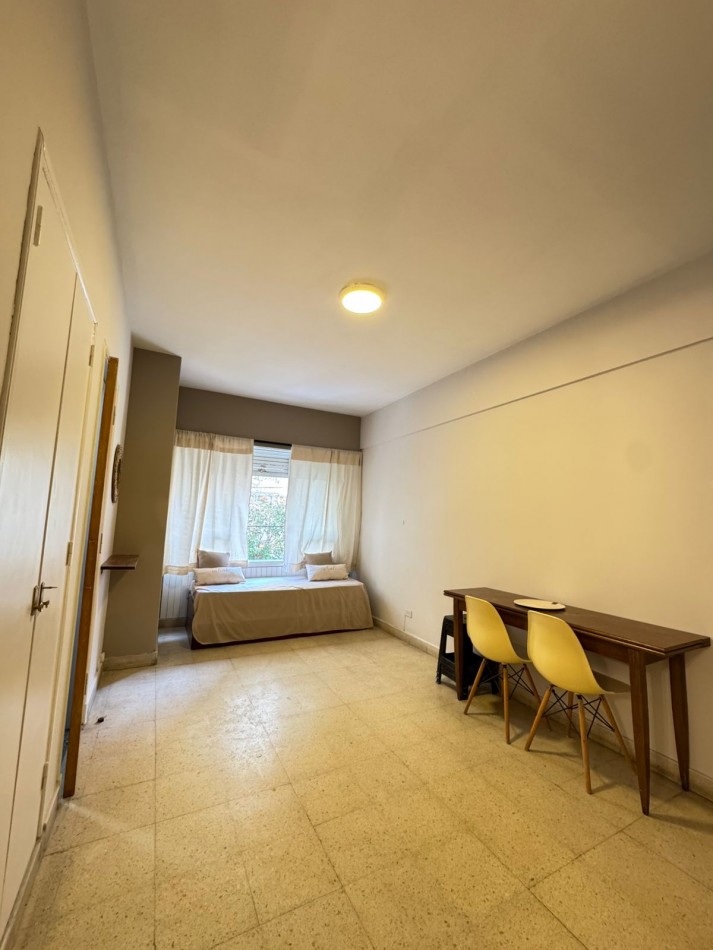 MONOAMBIENTE EXTERNO, PROXIMO AL MAR.