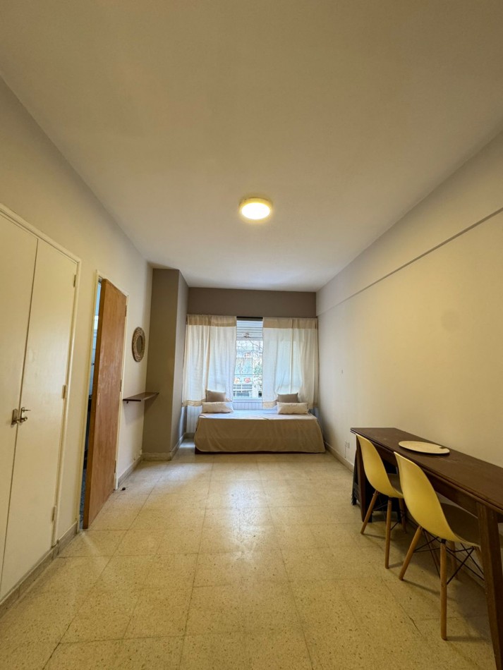 MONOAMBIENTE EXTERNO, PROXIMO AL MAR.