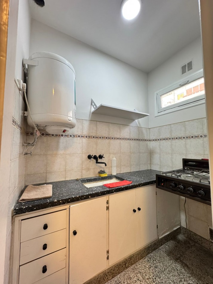 MONOAMBIENTE EXTERNO, PROXIMO AL MAR.