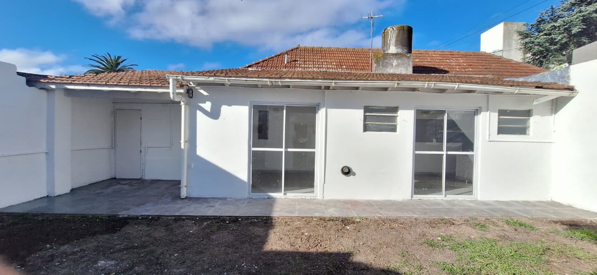 EXCELENTE CHALET 3 AMB.PARQUE.GGE. BARRIO PARQUE LURO.