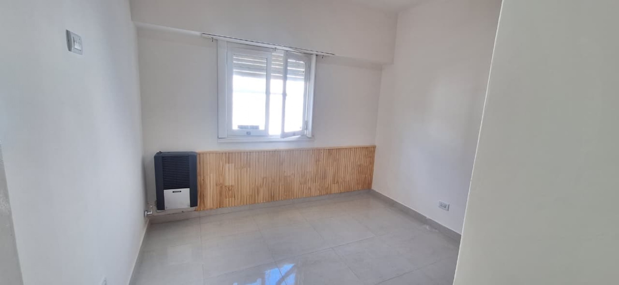 EXCELENTE CHALET 3 AMB.PARQUE.GGE. BARRIO PARQUE LURO.