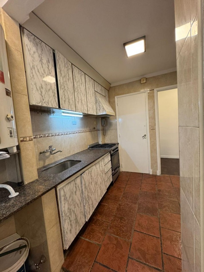 EXCELENTE 3 AMB.CON DEPCIA. ZONA PLAZA COLON.