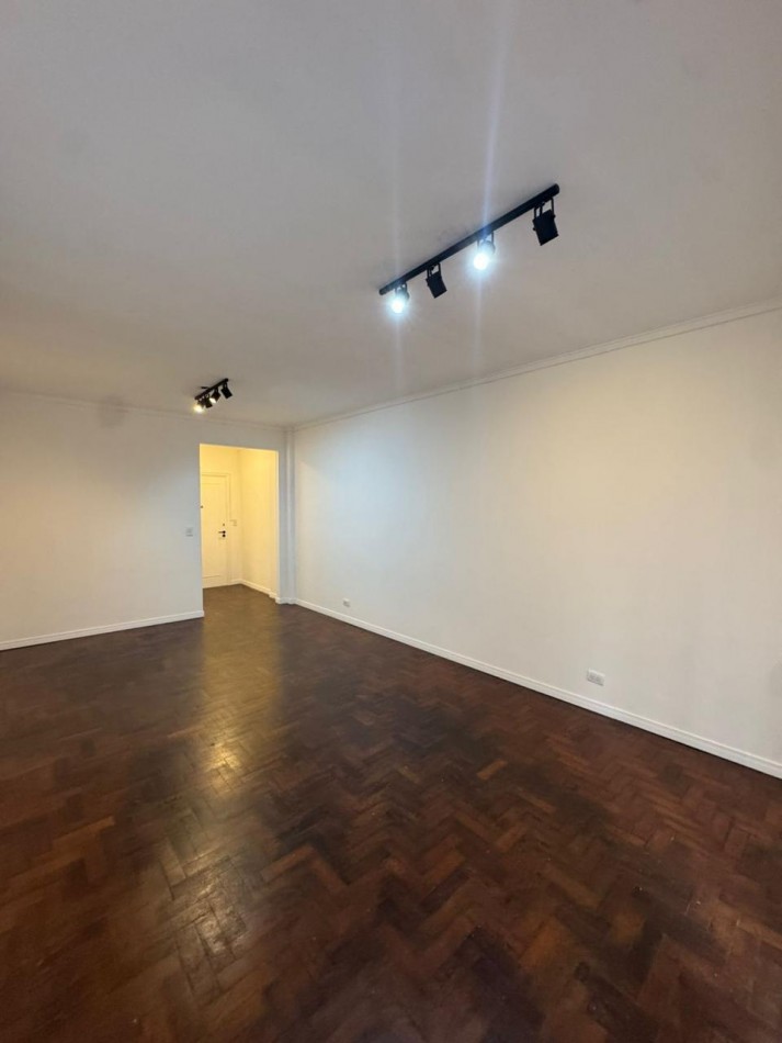 EXCELENTE 3 AMB.CON DEPCIA. ZONA PLAZA COLON.