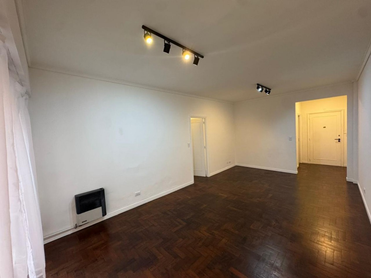 EXCELENTE 3 AMB.CON DEPCIA. ZONA PLAZA COLON.