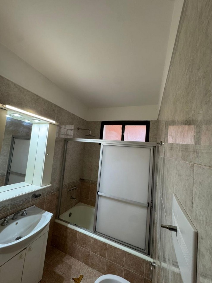 EXCELENTE 3 AMB.CON DEPCIA. ZONA PLAZA COLON.