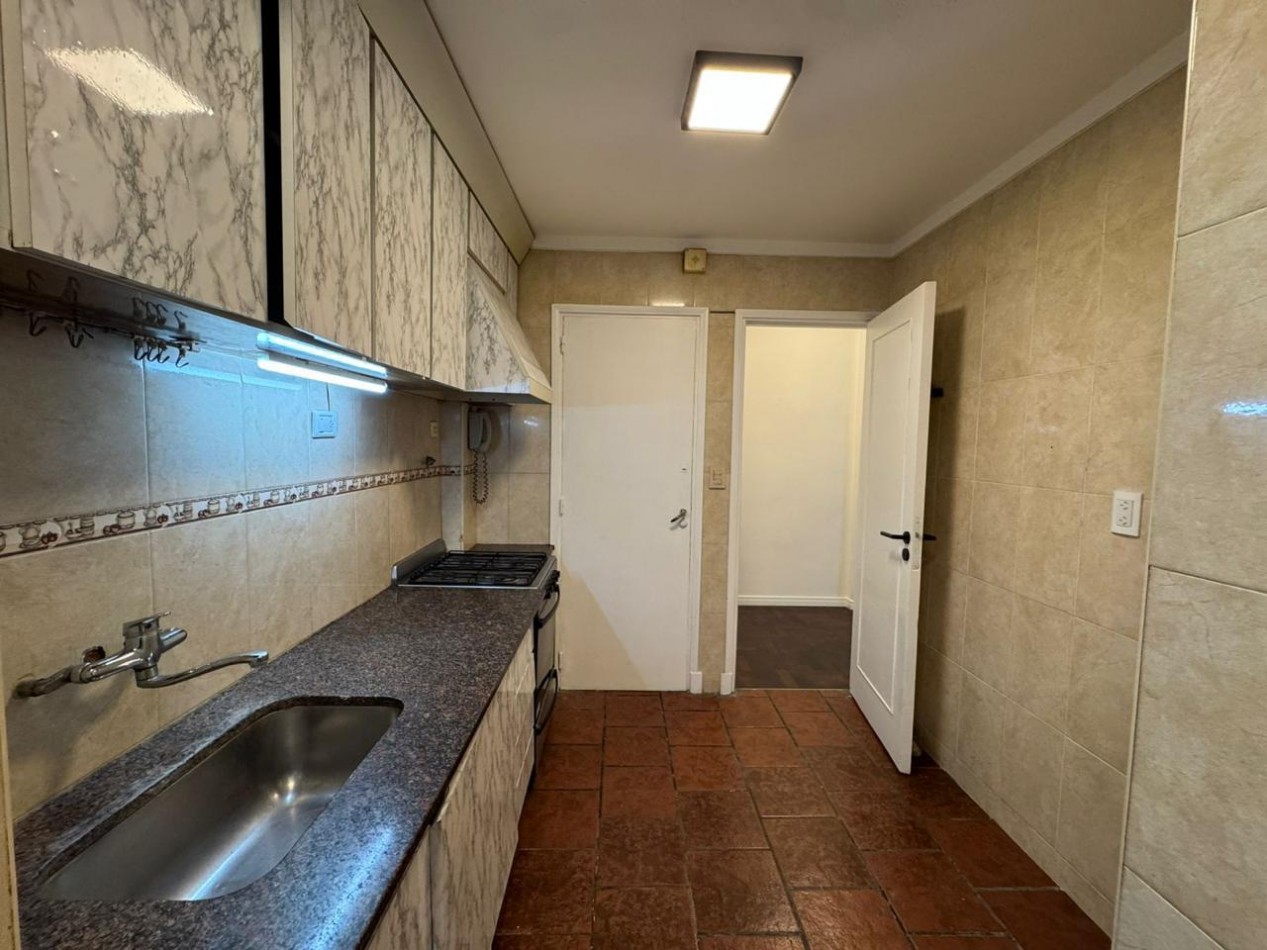 EXCELENTE 3 AMB.CON DEPCIA. ZONA PLAZA COLON.