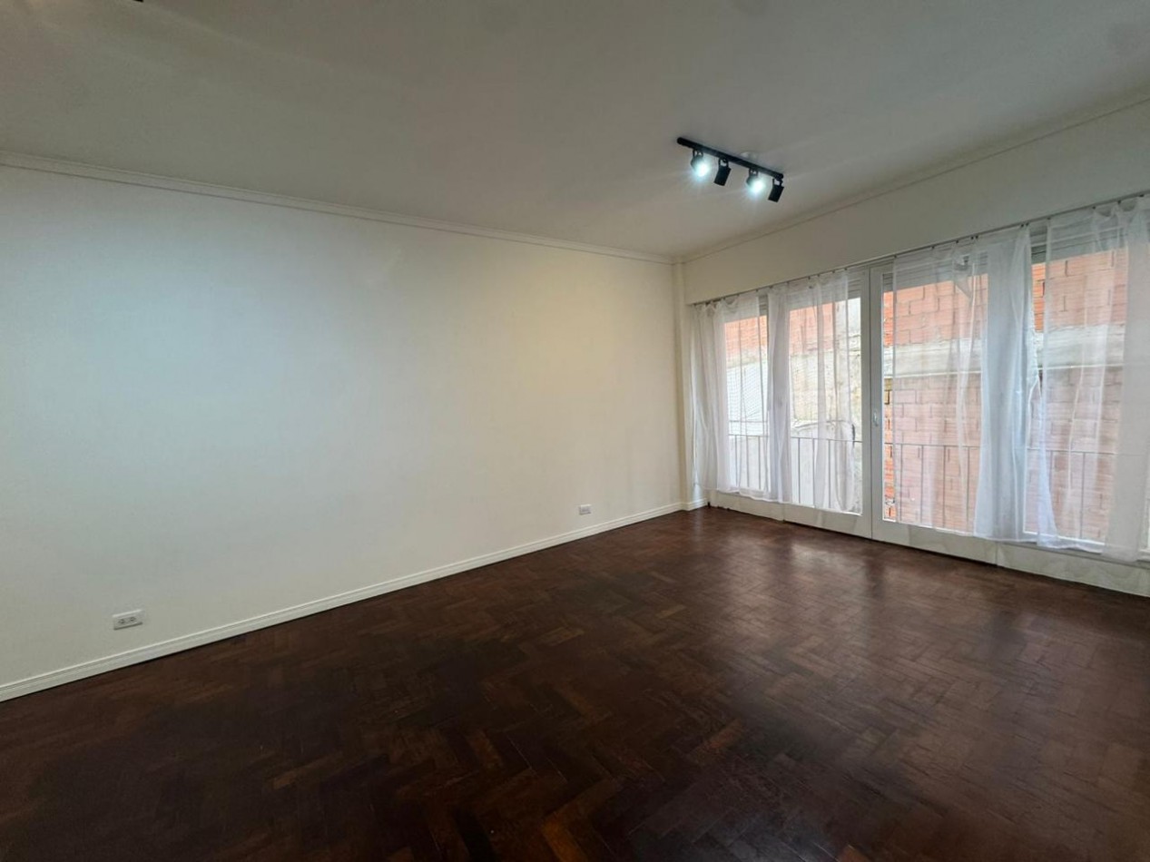 EXCELENTE 3 AMB.CON DEPCIA. ZONA PLAZA COLON.