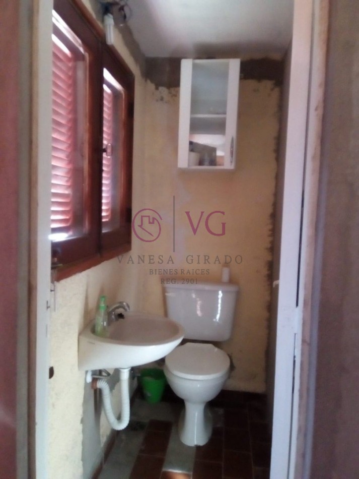 PH 2 AMB.CON QUINCHO, Y/O MONOAMBINTE, ENTRADA DE AUTO Y JARDIN.