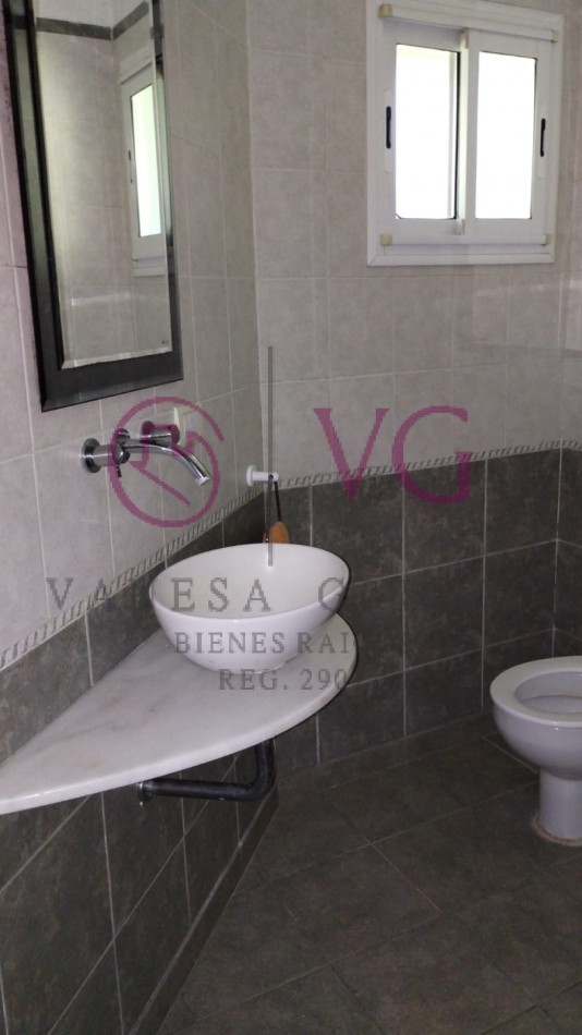 CHALET EN SIERRA DE LOS PADRES, PISCINA. 