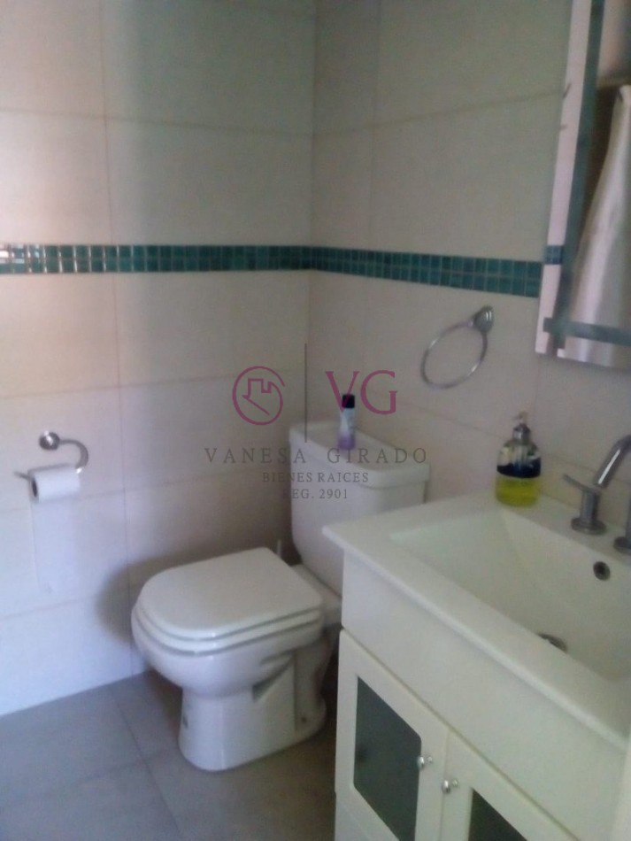 PH 2 AMB.CON QUINCHO, Y/O MONOAMBINTE, ENTRADA DE AUTO Y JARDIN.