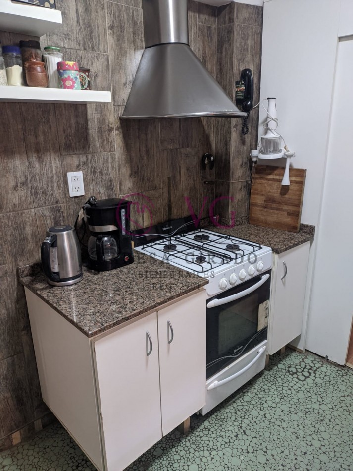 IMPECABLE 3 AMB.A NUEVO, 2 PATIOS, 2 BAÑOS.