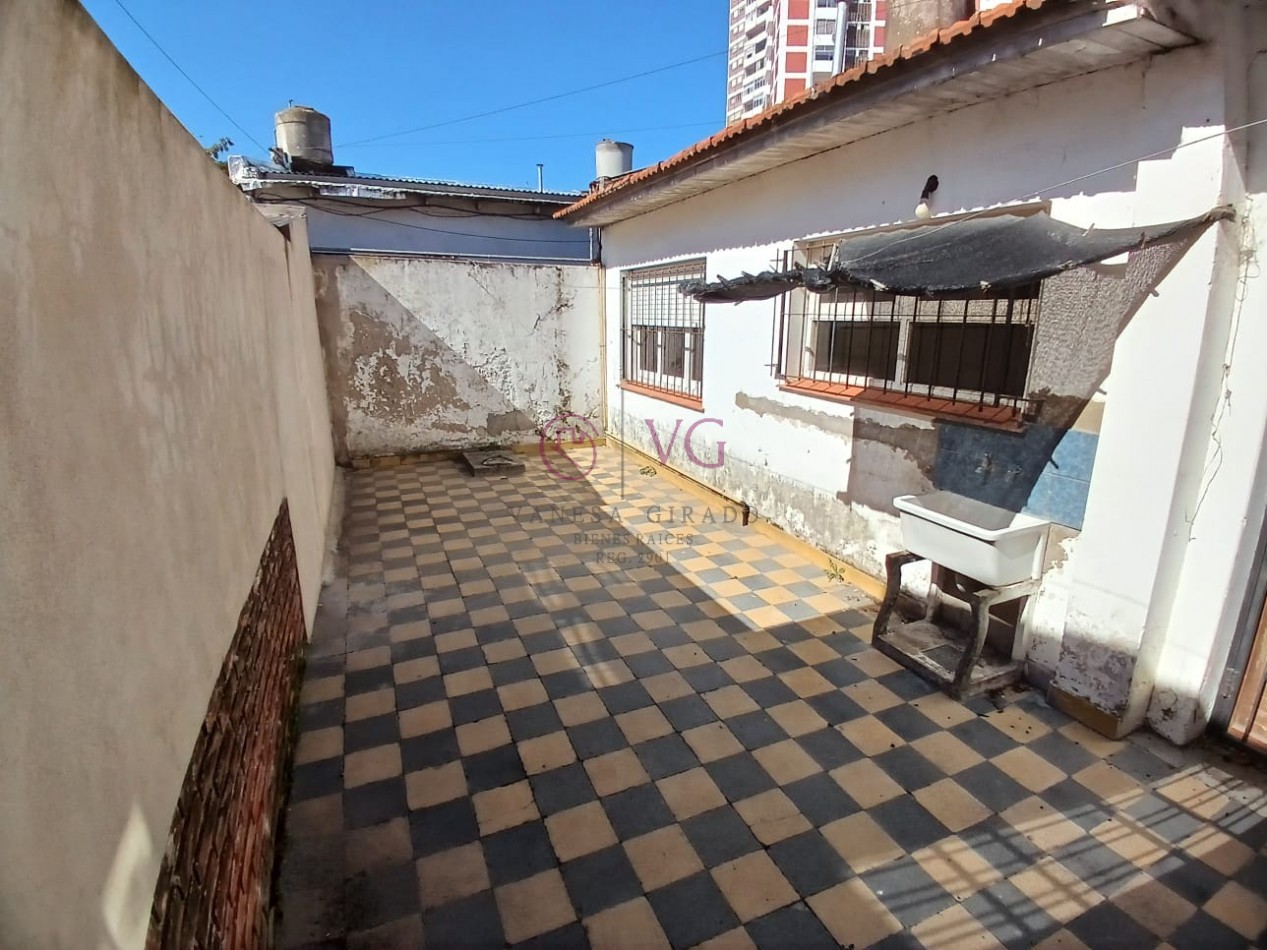 CHALET EN PH AL FRENTE TIPO CHALET, GARAGE.PATIO.
