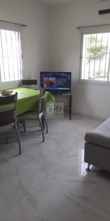 PH 2 AMB.CON QUINCHO, Y/O MONOAMBINTE, ENTRADA DE AUTO Y JARDIN.