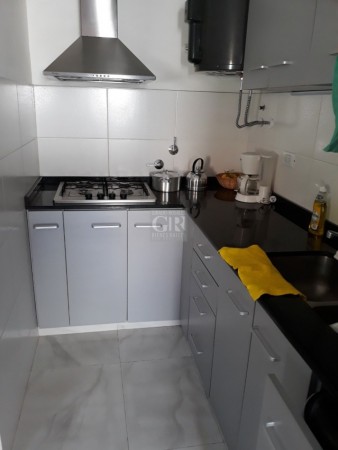 PH 2 AMB.CON QUINCHO, Y/O MONOAMBINTE, ENTRADA DE AUTO Y JARDIN.