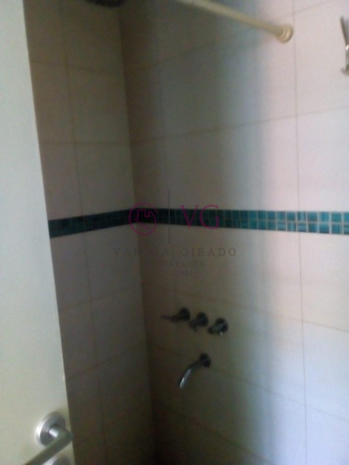 PH 2 AMB.CON QUINCHO, Y/O MONOAMBINTE, ENTRADA DE AUTO Y JARDIN.