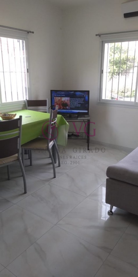 PH 2 AMB.CON QUINCHO, Y/O MONOAMBINTE, ENTRADA DE AUTO Y JARDIN.