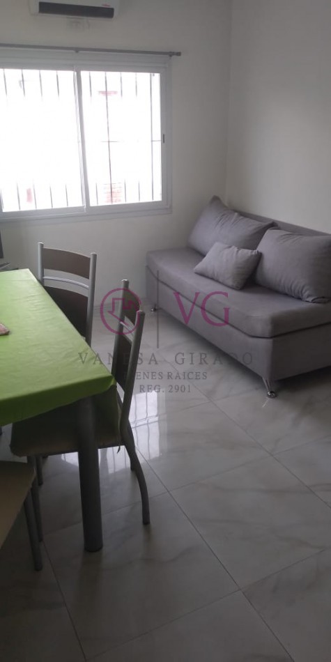 PH 2 AMB.CON QUINCHO, Y/O MONOAMBINTE, ENTRADA DE AUTO Y JARDIN.