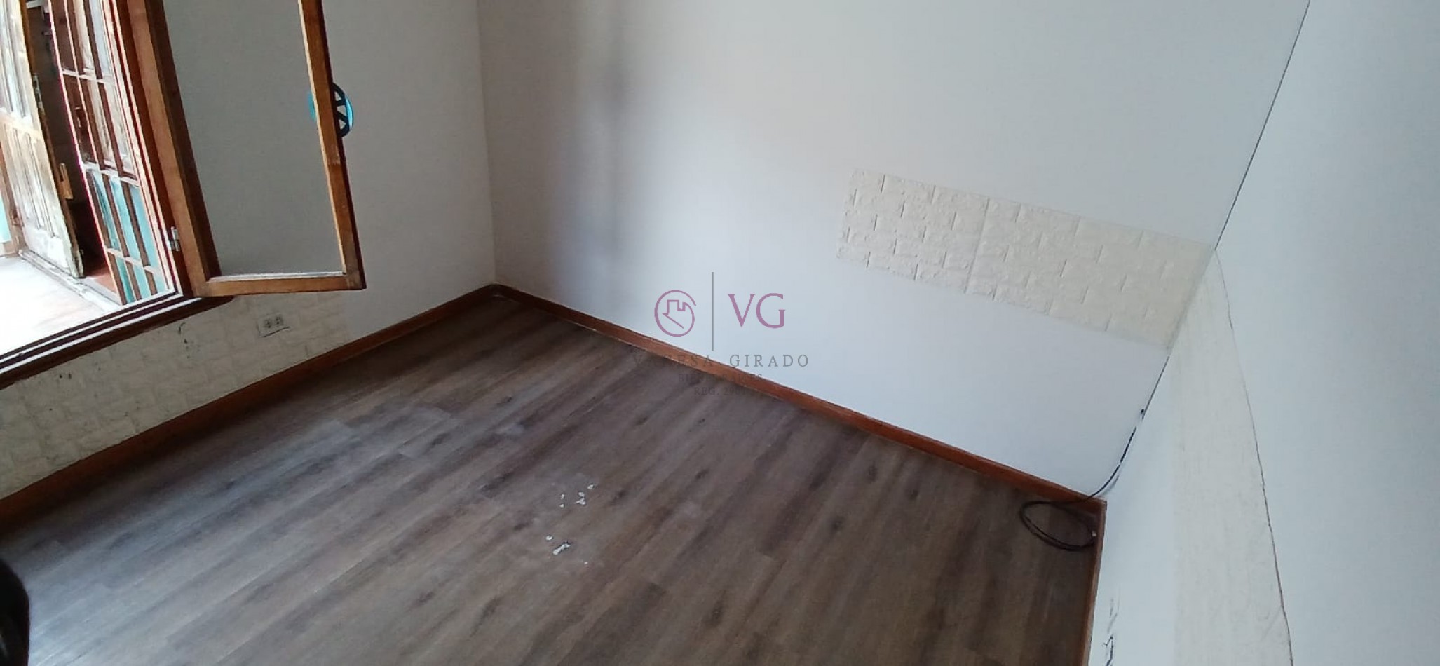 CHALET 4 AMB.GGE, JARDIN.BARRIO CONSTITUCION.