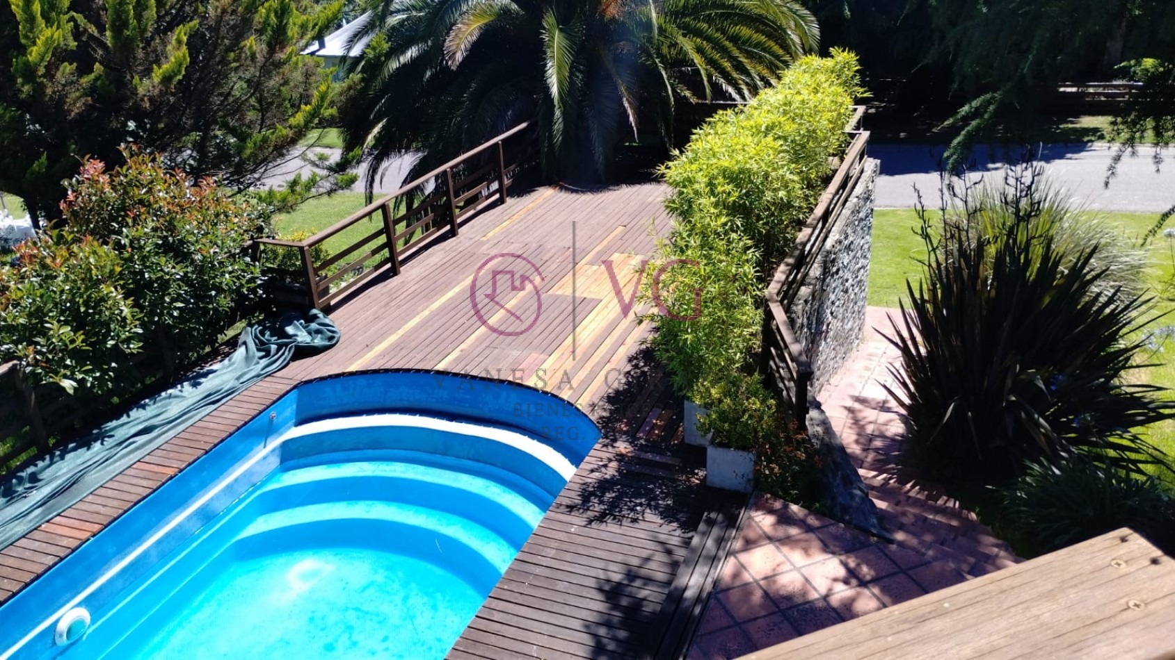 CHALET EN SIERRA DE LOS PADRES, PISCINA. 
