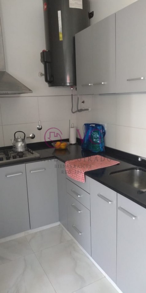 PH 2 AMB.CON QUINCHO, Y/O MONOAMBINTE, ENTRADA DE AUTO Y JARDIN.