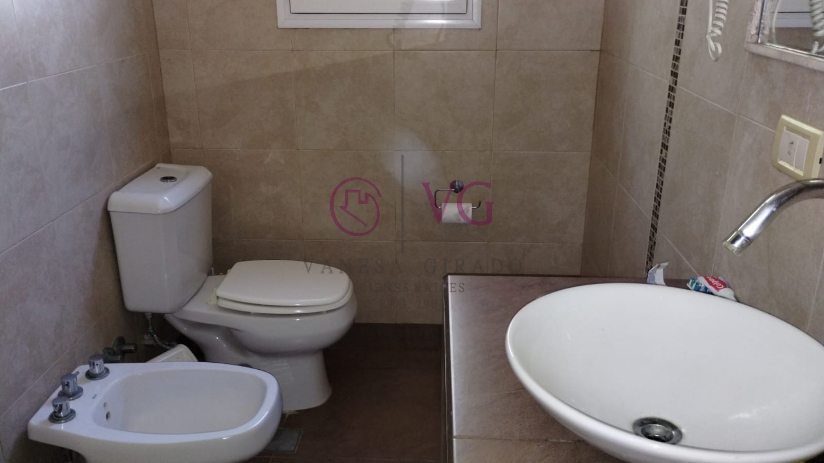 CHALET EN SIERRA DE LOS PADRES, PISCINA. 