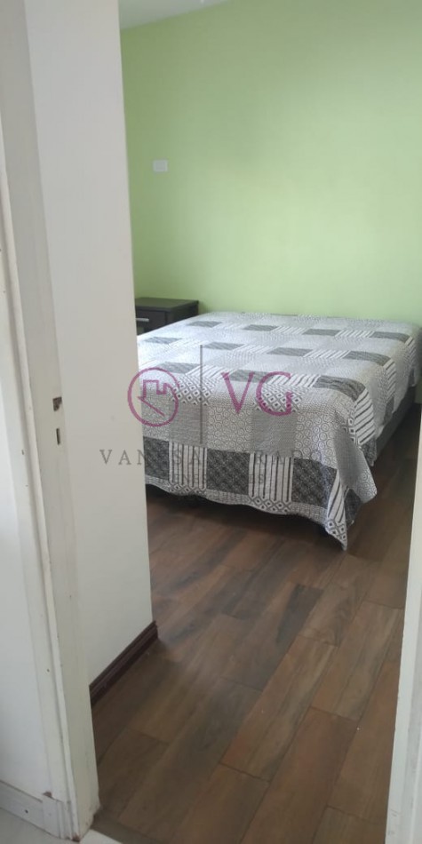 PH 2 AMB.CON QUINCHO, Y/O MONOAMBINTE, ENTRADA DE AUTO Y JARDIN.