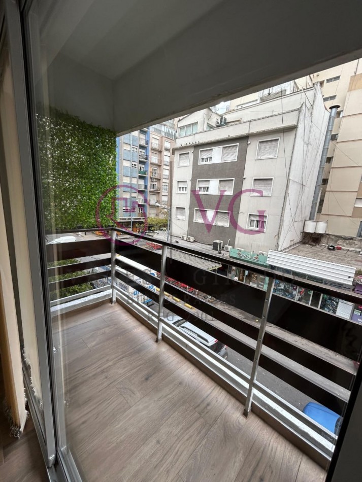 DEPARTAMENTO 2 AMB.EXTERNO.BALCON SALIENTE.AMOBLADO Y EQUIPADO.