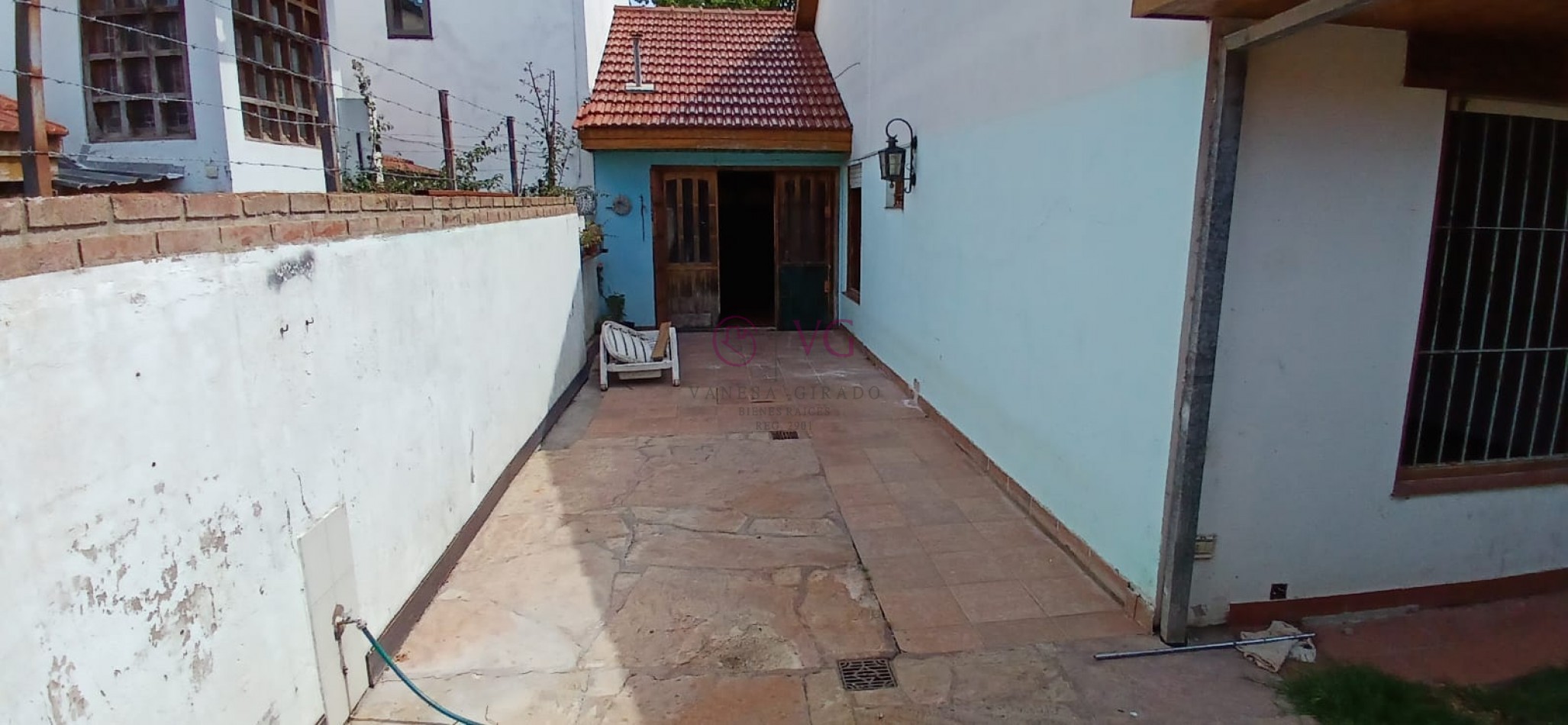CHALET 4 AMB.GGE, JARDIN.BARRIO CONSTITUCION.