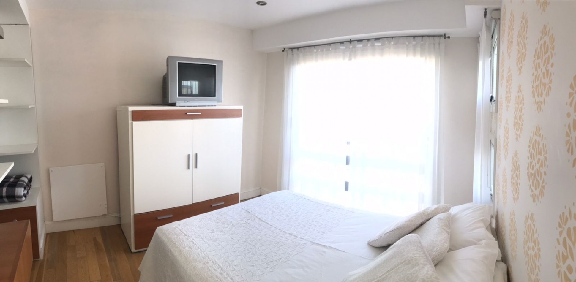 2 AMBIENTES  EXTERNOS PROXIMO PLAZA MITRE.