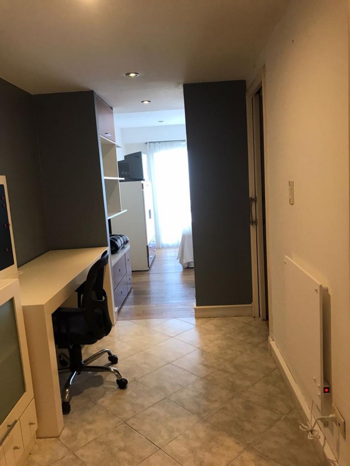 2 AMBIENTES  EXTERNOS PROXIMO PLAZA MITRE.