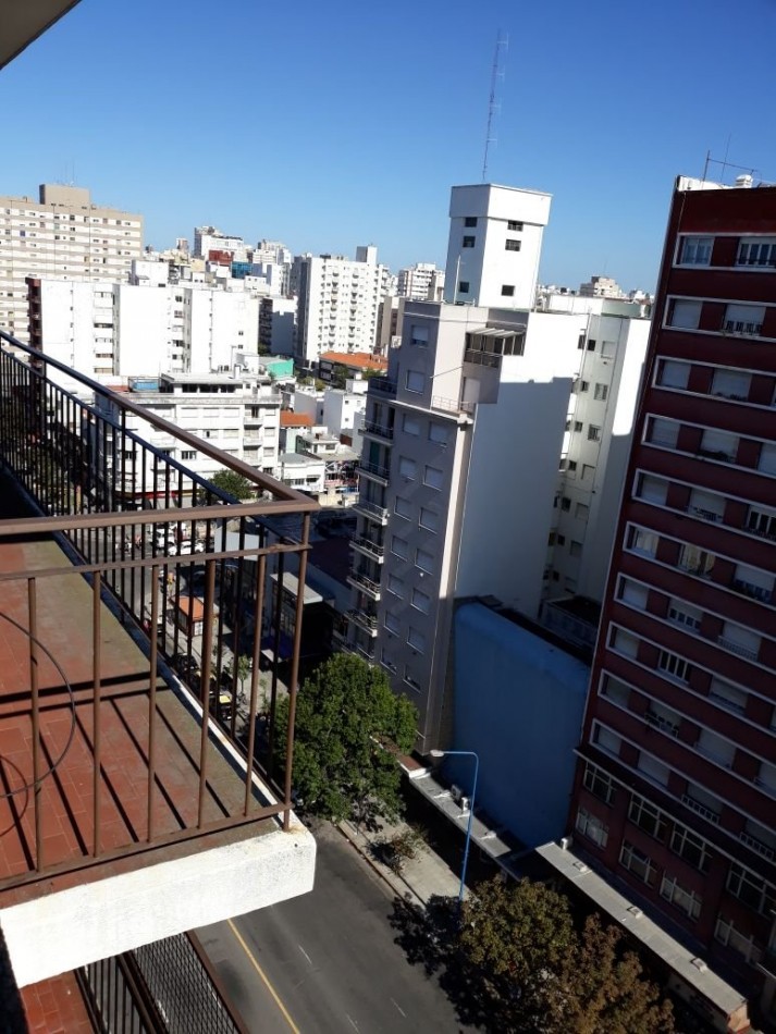 IMPERDIBLE DEPTO.3 AMB EXTERNOS, VISTAS PANORAMICAS, CON COCHERA.