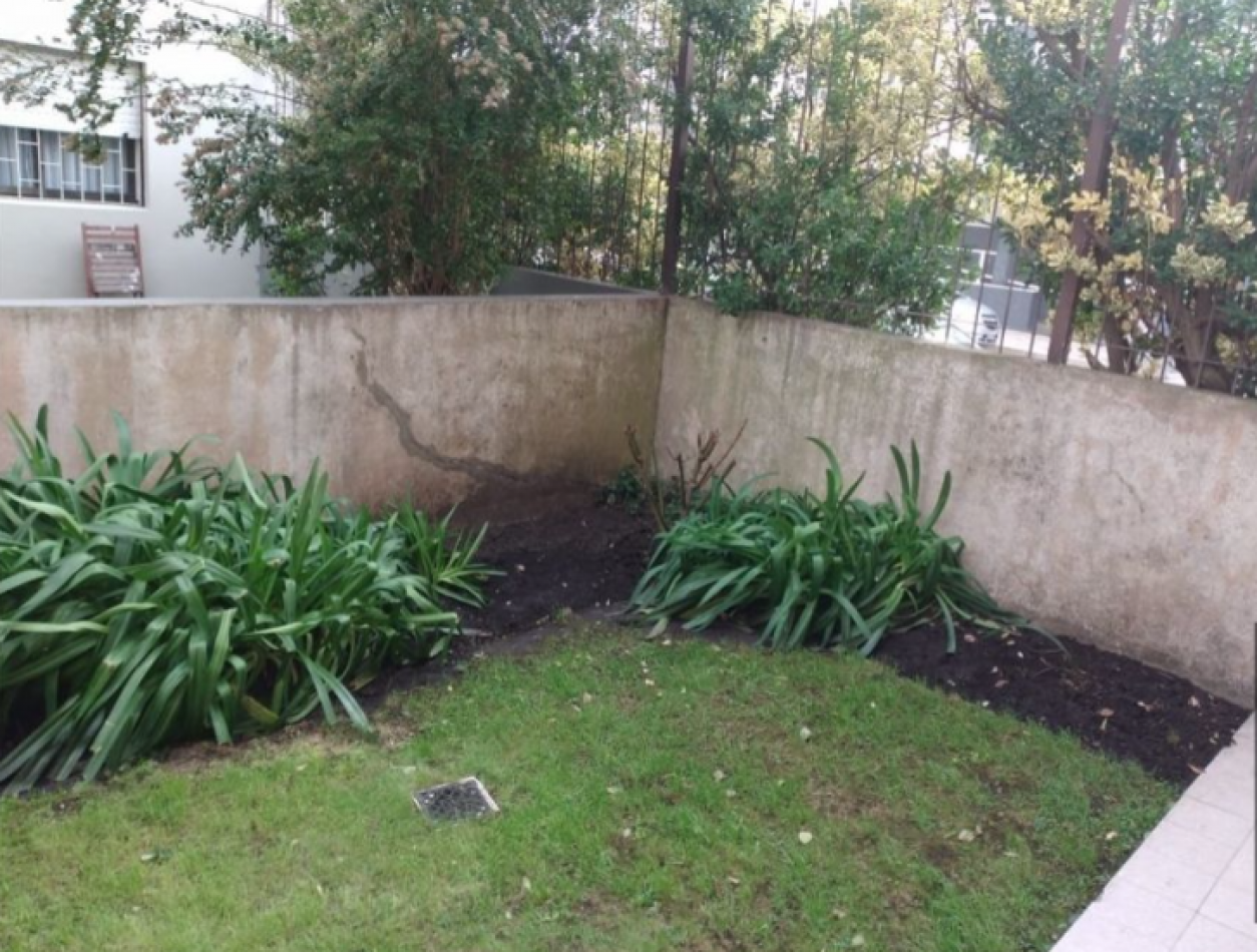DEPARTAMENTO 4 AMB.PB CON PATIO, EXTERNO.