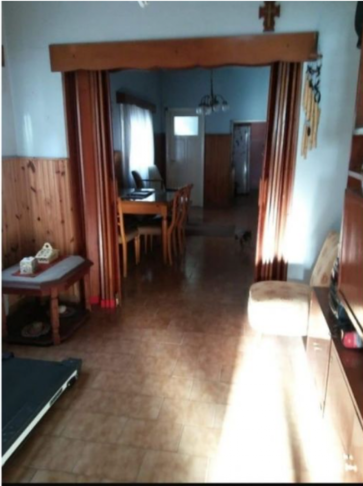 CASA LOTE PROPIO 4 AMB.PATIO GGE. VENTA O PERMUTA.APTO HORIZONTAL.