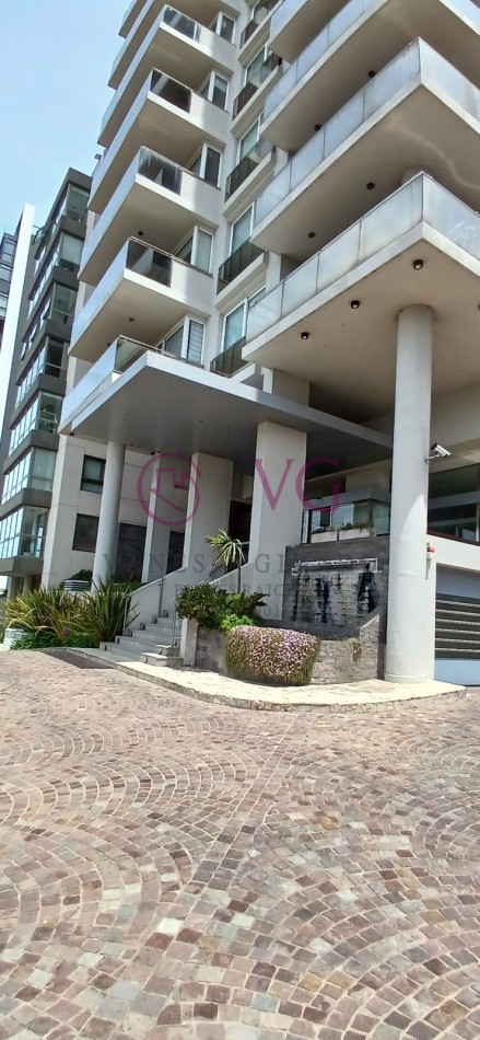 SOBERBIO SEMIPISO 2 AMB.COCHERA Y BAULERA. VISTA AL MAR,AMENITIES. MARAL 54.