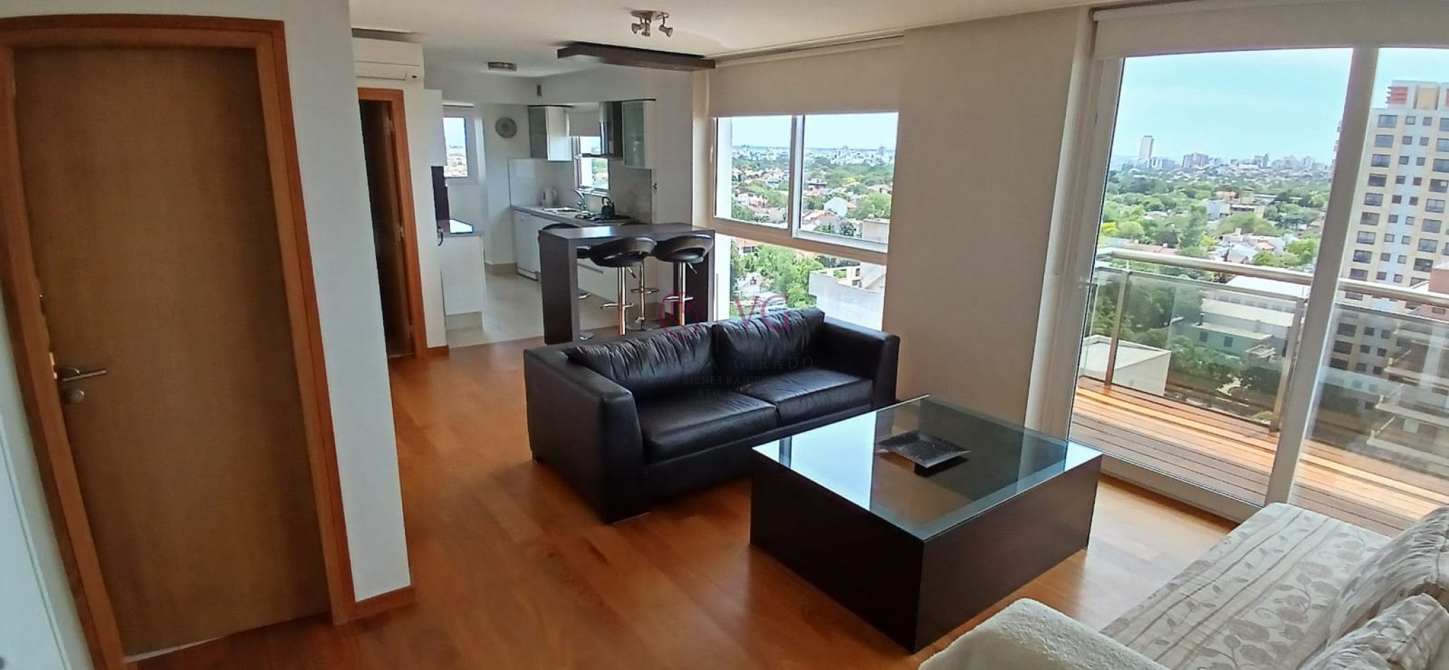 SOBERBIO SEMIPISO 2 AMB.COCHERA Y BAULERA. VISTA AL MAR,AMENITIES. MARAL 54.